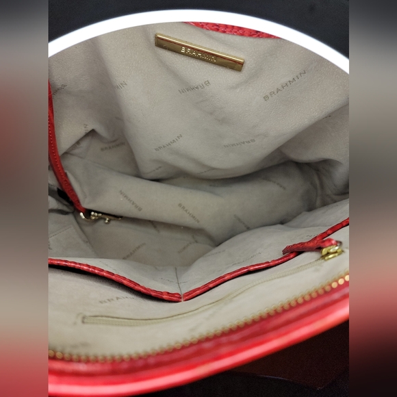 Brahmin Melbourne leather crocodile embossed asher purse - Picture 10 of 16